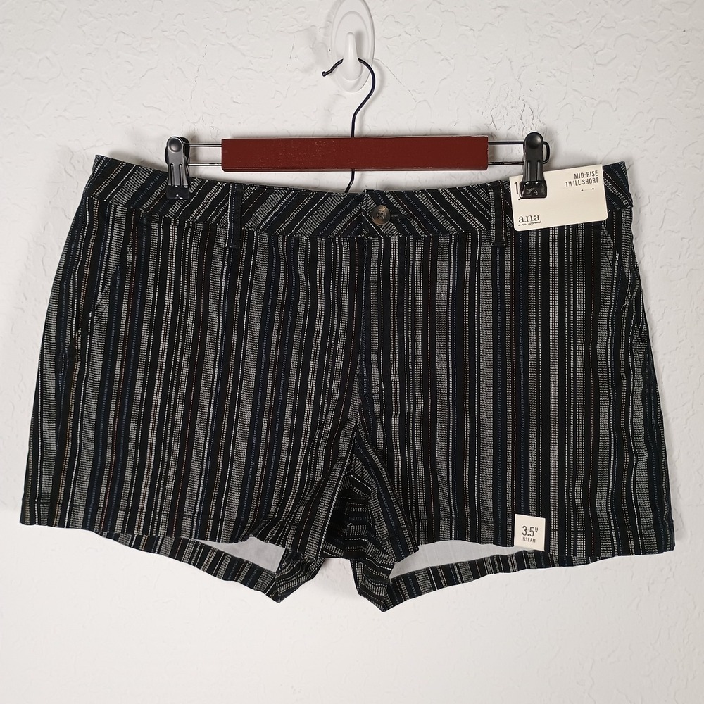 a.n.a. ANA A New Approach Shorts Womens 16 Black White Stripe Mid Rise Twill NWT - Picture 1 of 9